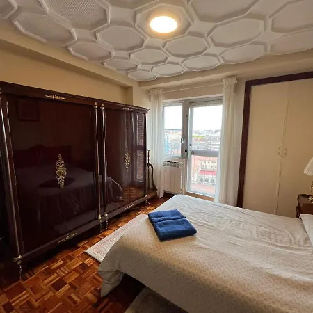 Atuaire Gran Con Vistas A La Catedral De